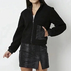 Juicy By Juicy  Couture Womens Sherpa
Bomber Jacket XS